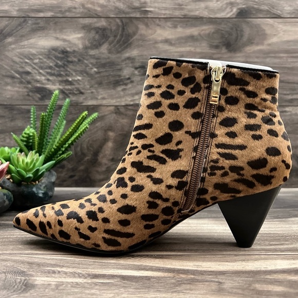 NIB Franco Sarto Delighted2 Cone Kitten Heel Ankle Bootie - Picture 12 of 13